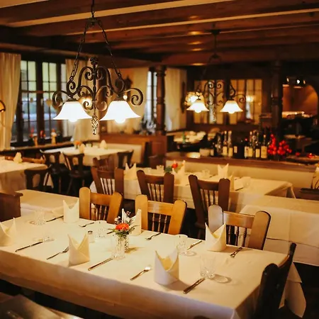 Hotel & Restaurant Adler